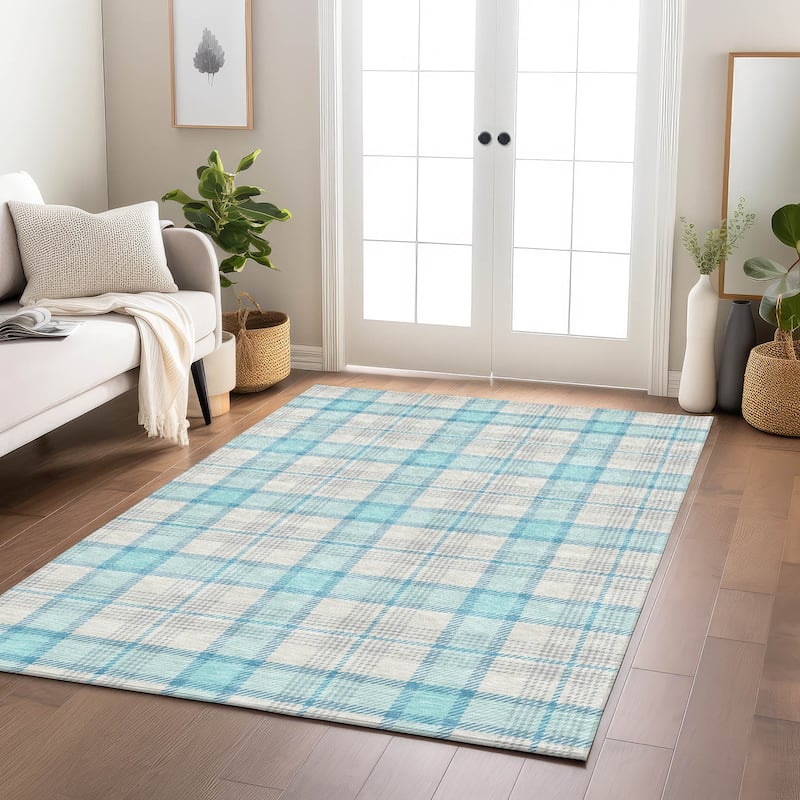 Machine Washable Indoor/ Outdoor Casual Plaid Chantille Rug
