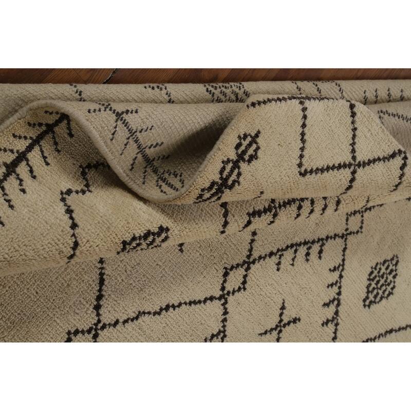 Trellis Moroccan Indian Area Rug Hand-Knotted Wool Carpet - 5'5" x 7'9"