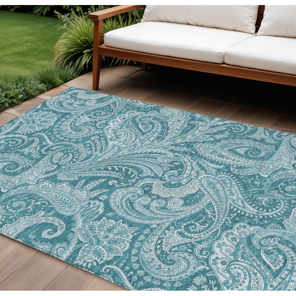 HomeRoots Paisley Transitional Rectangle Outdoor Rug