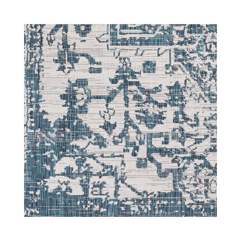 Livabliss Eagean Updated Traditional Medallion Indoor / OutdoorArea Rug
