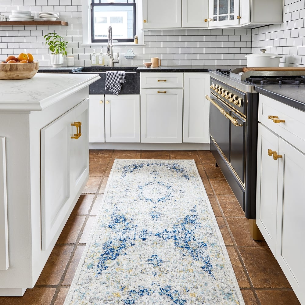 Nuloom Verona Vintage Persian Area Rug