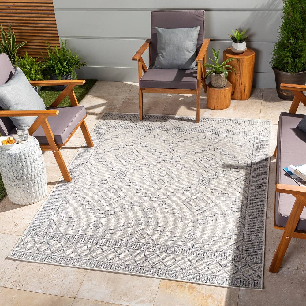 Artistic Weavers Artep Global Border Indoor/ Outdoor Area Rug