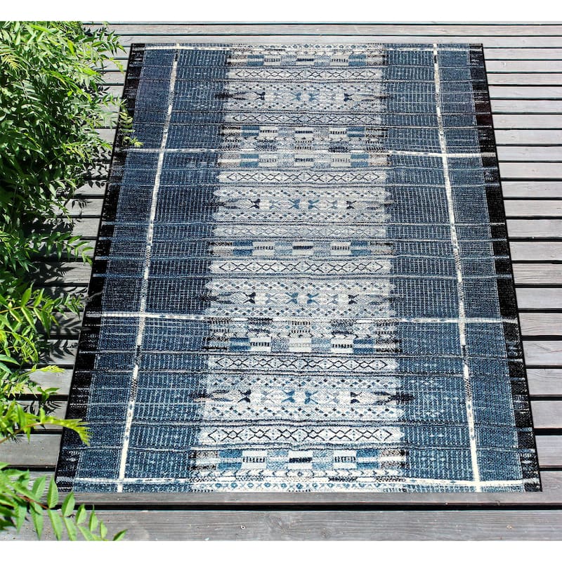 Liora Manne Marina Tribal Stripe Indoor/Outdoor Rug