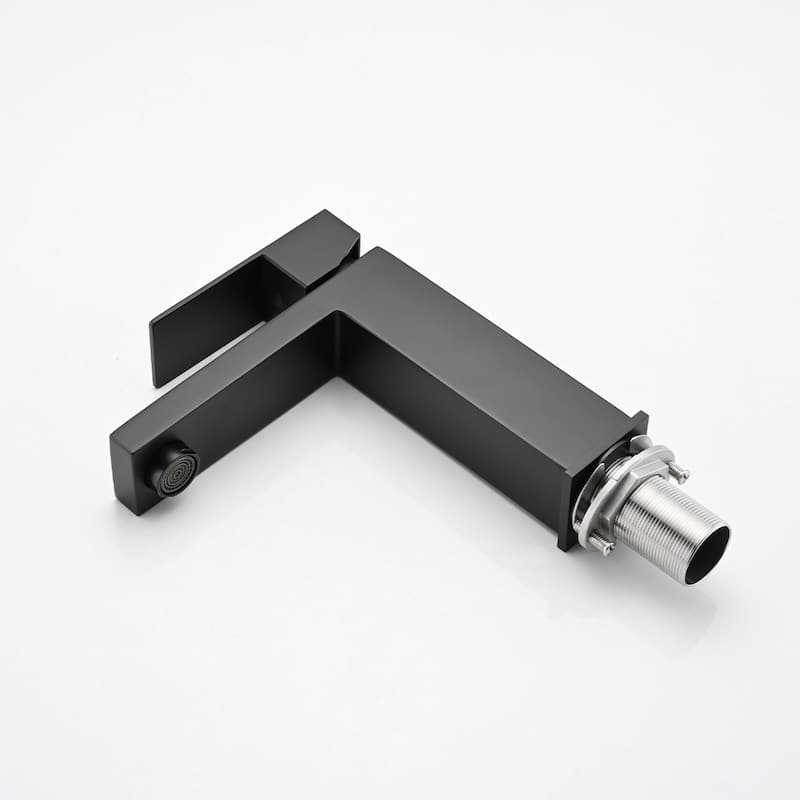 Single Hole Faucet with Deck Bathroom Sink