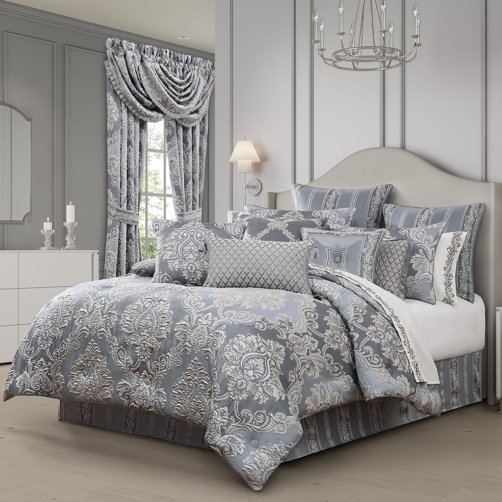 J. Queen New York Krista Comforter Set