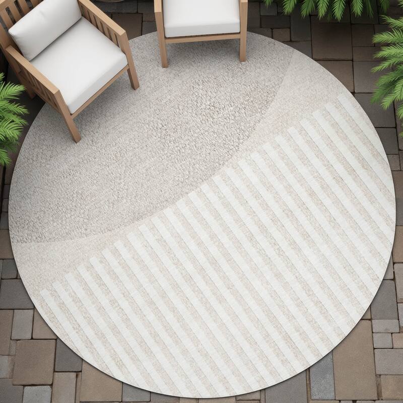 Machine Washable Indoor/Outdoor Contemporary Mod Chantille Rug - Putty - 8' x 8'