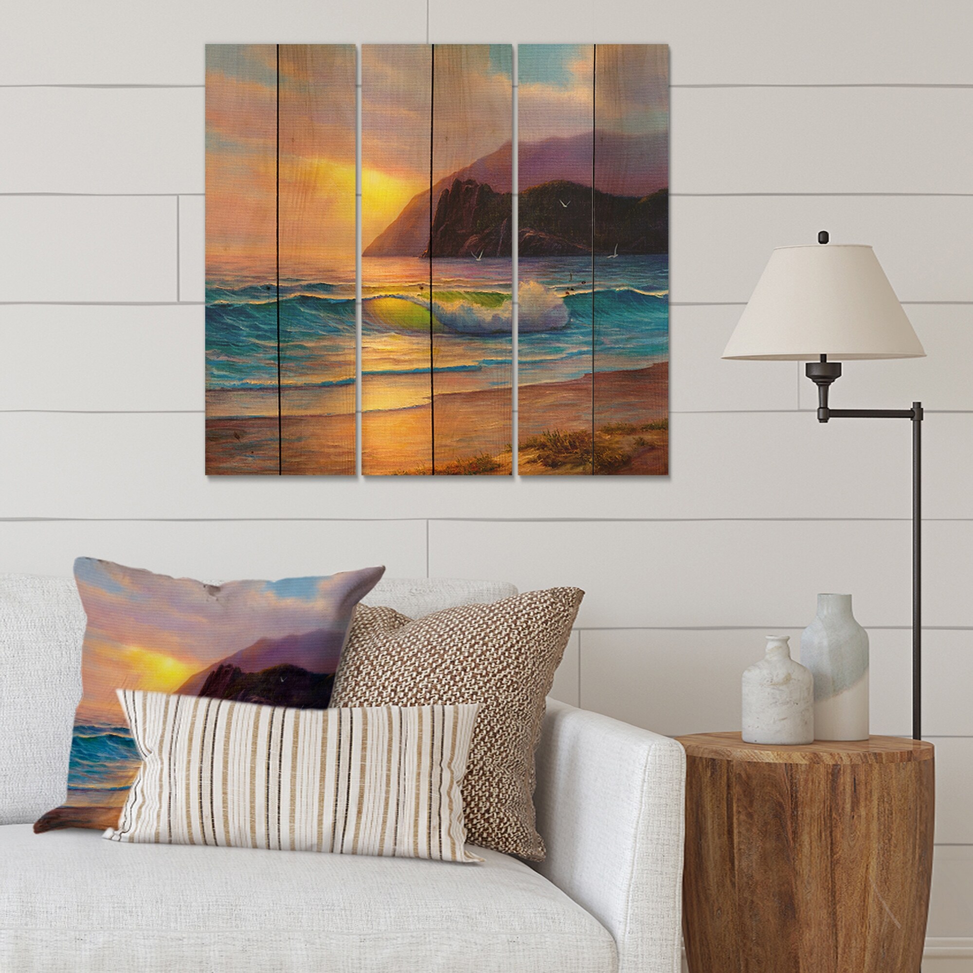 Designart 'Morning Sunlight On The Sea Waves V' Nautical &-image