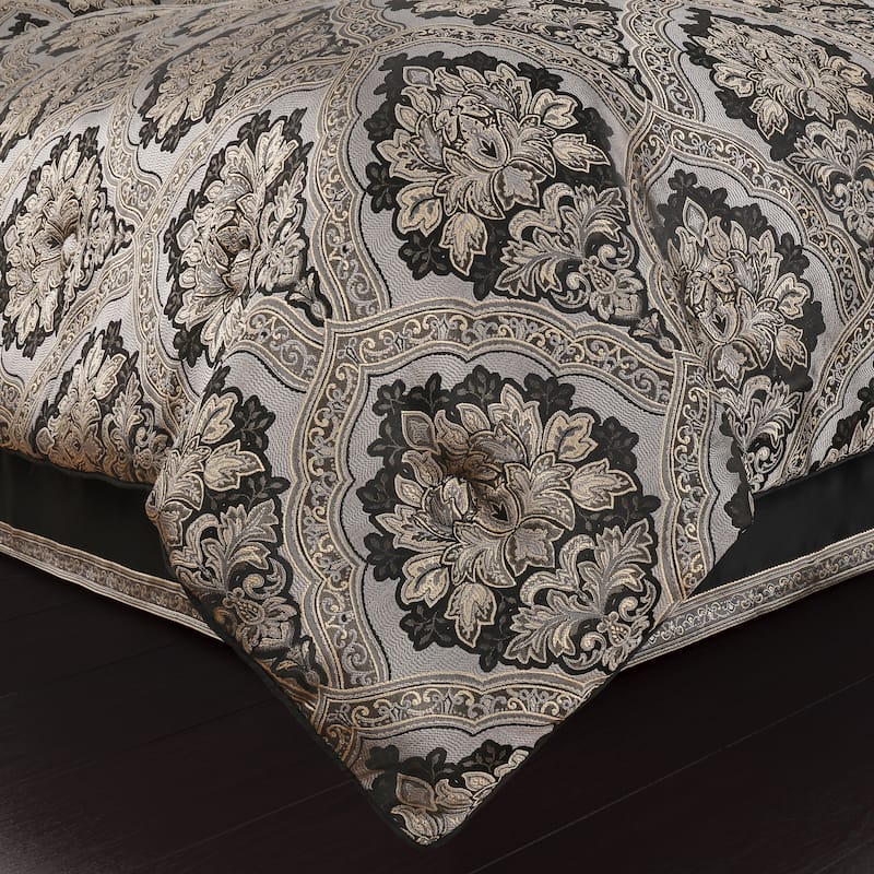 Harriman Comforter Set