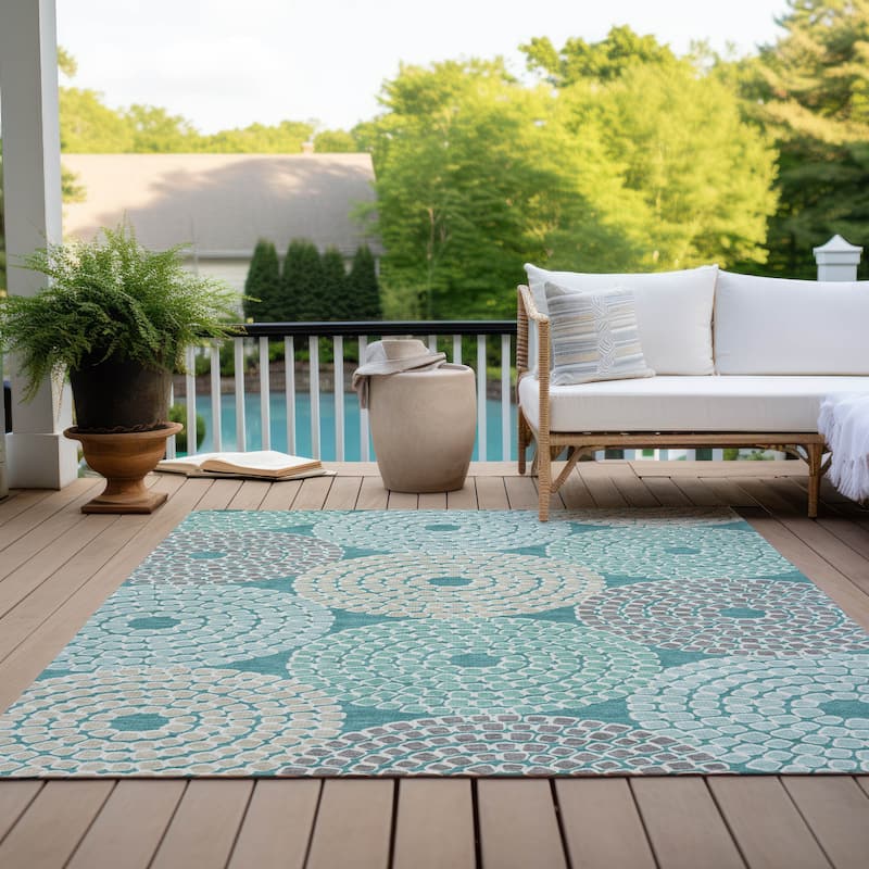 Machine Washable Indoor/ Outdoor Chantille Contemporary Geo Rug
