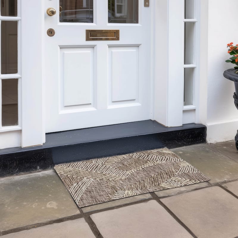 Machine Washable Indoor/ Outdoor Chantille Contemporary Squiggles Rug - Chocolate - 1'8" x 2'6"