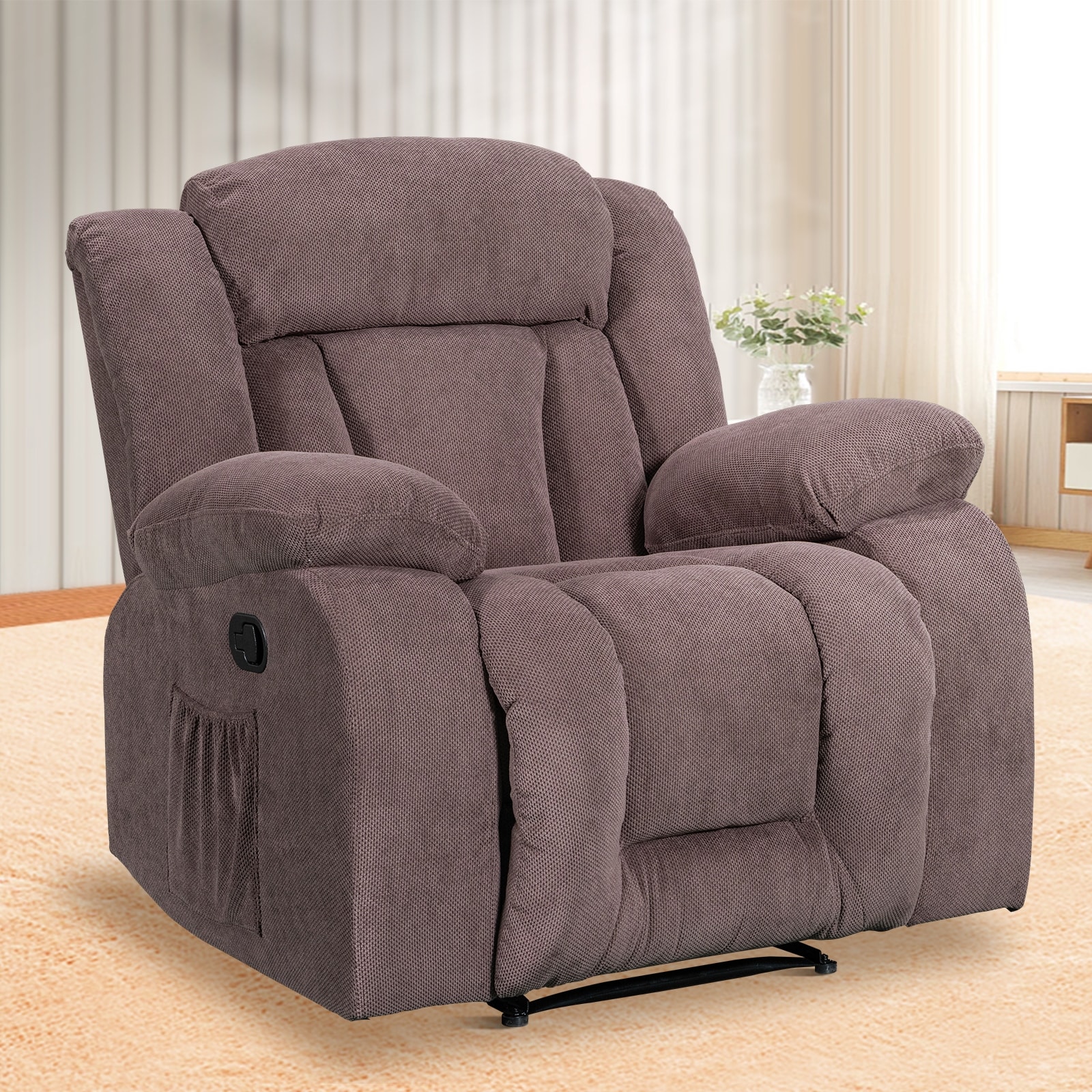 Super-Comfortable-Wide-Seating