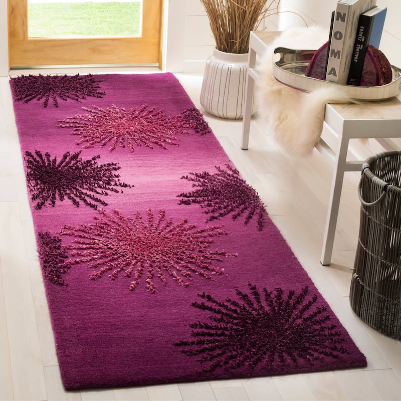 SAFAVIEH Handmade Soho Miyase Burst New Zealand Wool Rug - 2'6" x 8' Runner - Purple