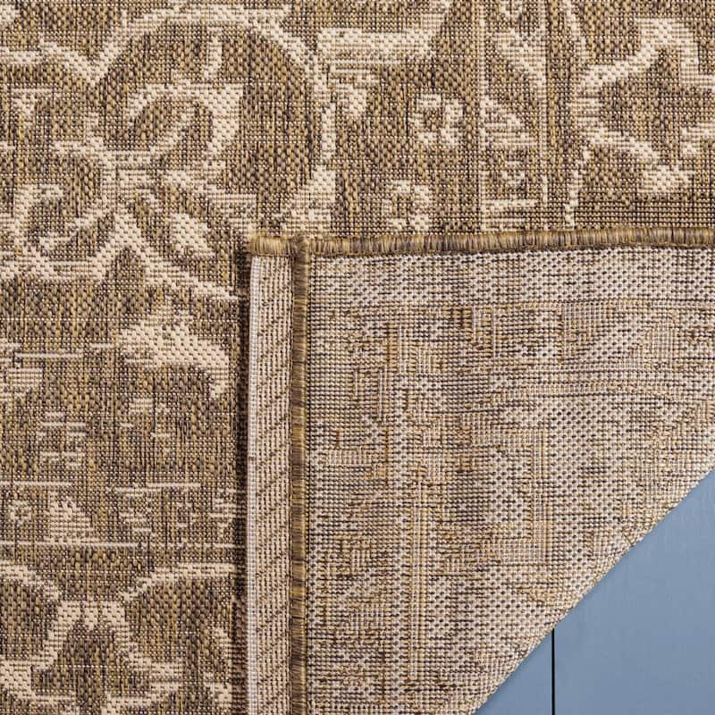 SAFAVIEH Courtyard Divna Medallion Indoor/ Outdoor Waterproof Patio Backyard
