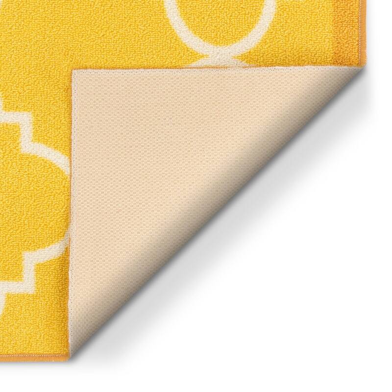 Well Woven Modern Bold Lattice Non-Skid Backing Runner Rug - 2' x 7'