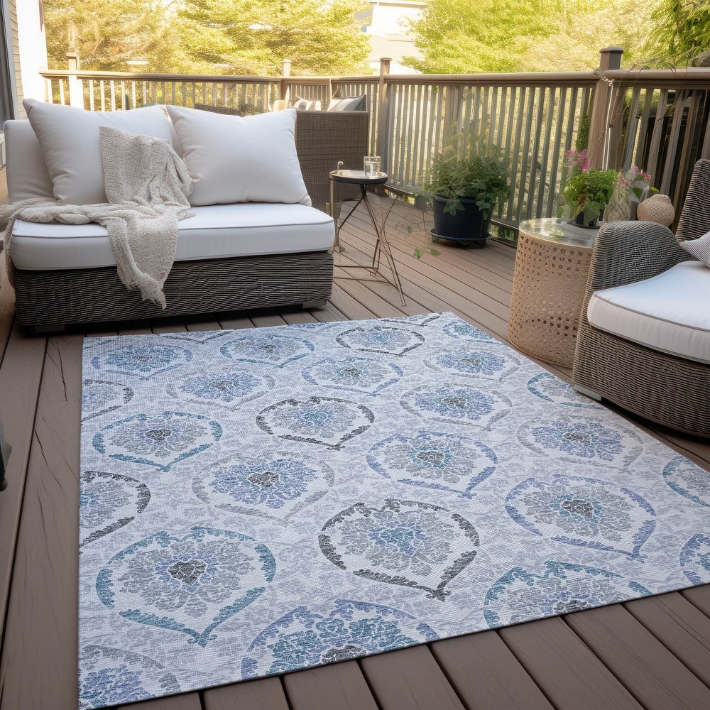 Machine Washable Indoor/ Outdoor Chantille Traditional Damask Rug
