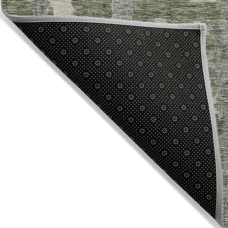 HomeRoots Striped Transitional Rectangle Outdoor Rug