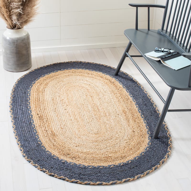 SAFAVIEH Handmade Natural Fiber Lianna Casual Jute Rug - 4' x 6' Oval - Natural/Navy