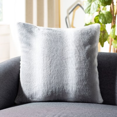 SAFAVIEH 20" Mercia Pillow