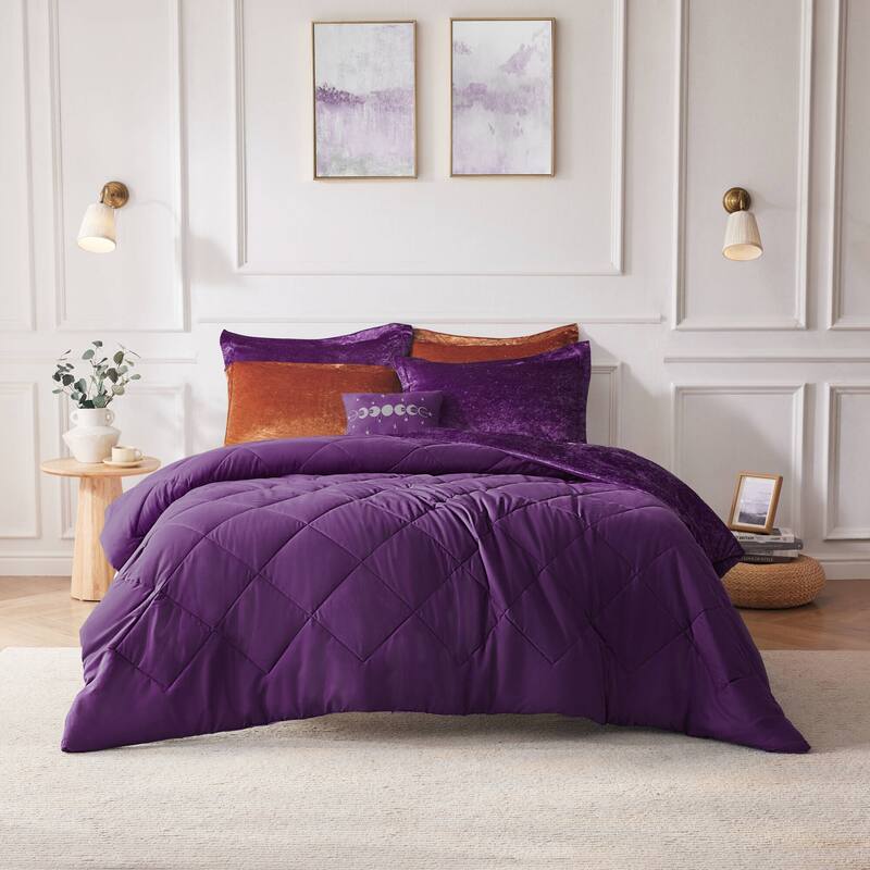Intelligent Design Isabel Velvet Comforter Set