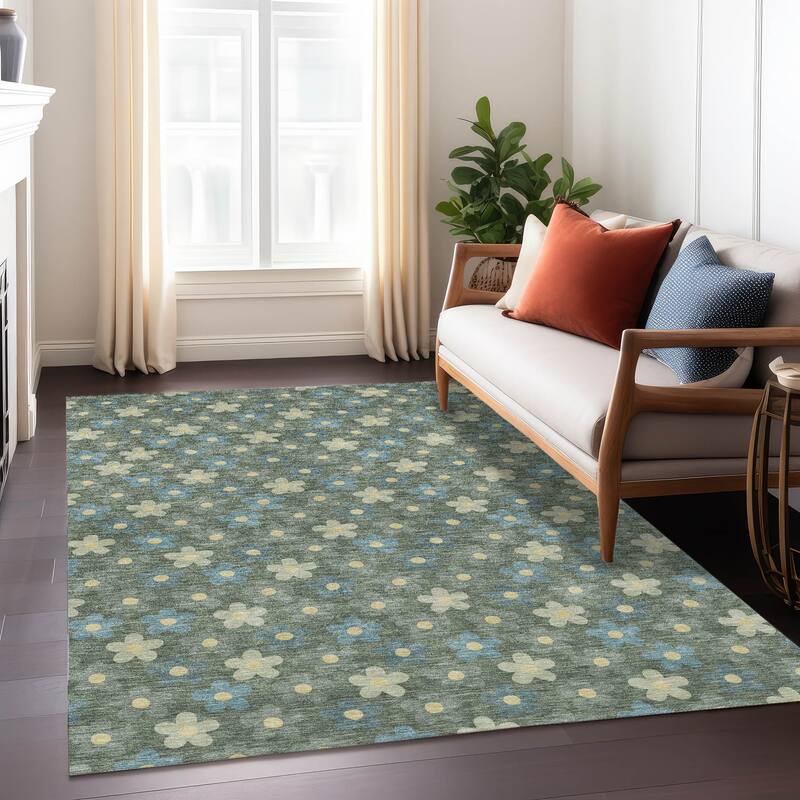 Machine Washable Indoor/ Outdoor Floral Kechi Chantille Rug