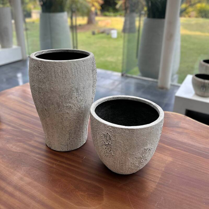 Patio Large Concrete Pot, Antique White
