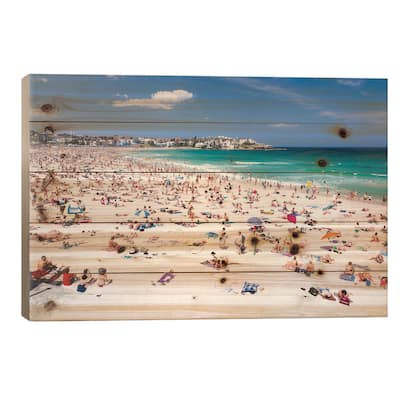 New Year's Day, Bondi Beach, Sydney, New South Wales, Australia Print On Wood by Matteo Colombo - Multi-Color