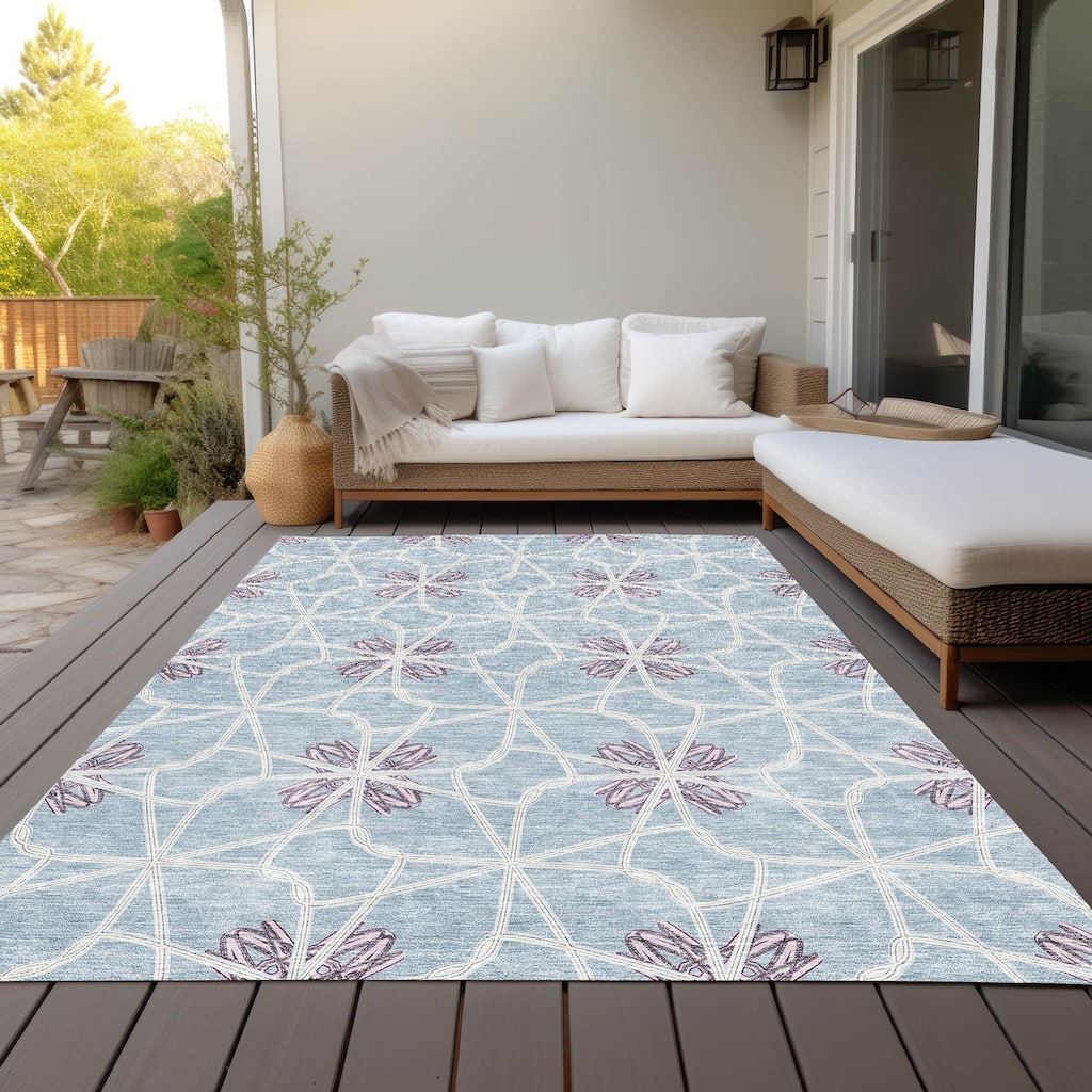 Machine Washable Indoor/ Outdoor Chantille Contempoary Whimsy Rug