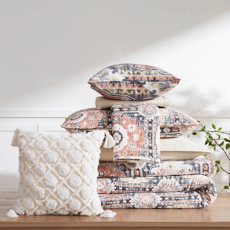 Kilim 7-Piece Oversized Quilt Bedding Set