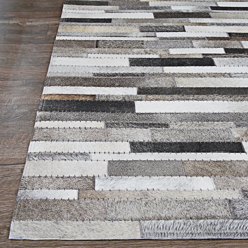 Handmade Couristan Chalet Tether Naturals Black- Gray Cowhide Leather Area Rug