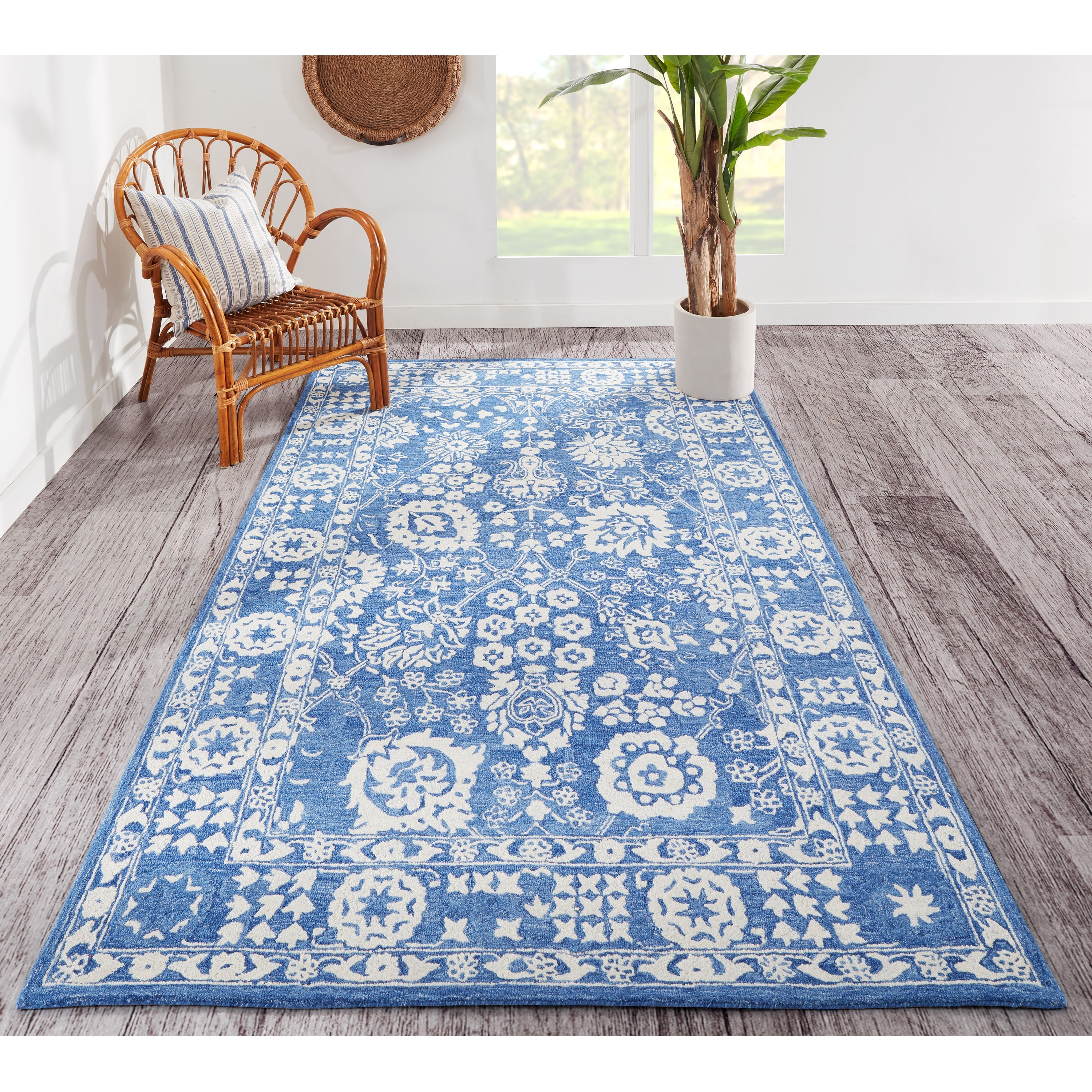 Momeni Cosette Hand Tufted Wool Traditional Area Rug
