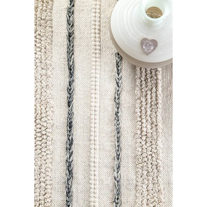 Nuloom Ivory Handmade Indiga Casual Urban Simply Solid Area Rug
