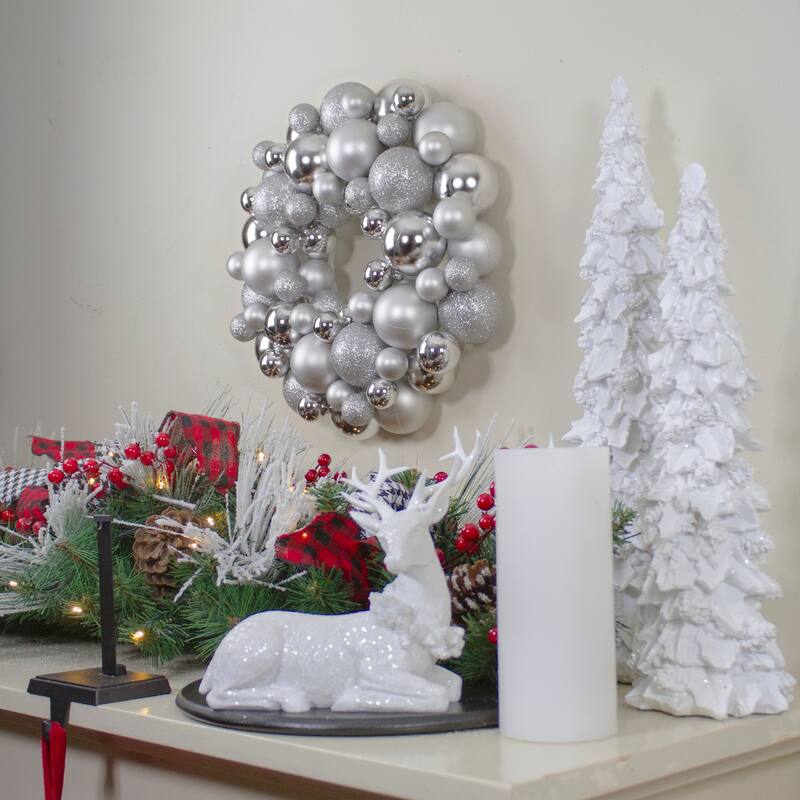 Silver Splendor 3-Finish Shatterproof Ball Christmas Wreath