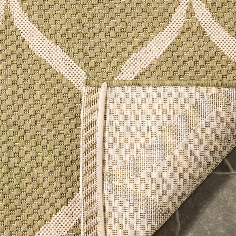 SAFAVIEH Courtyard Liya Indoor/ Outdoor Waterproof Patio Backyard Rug