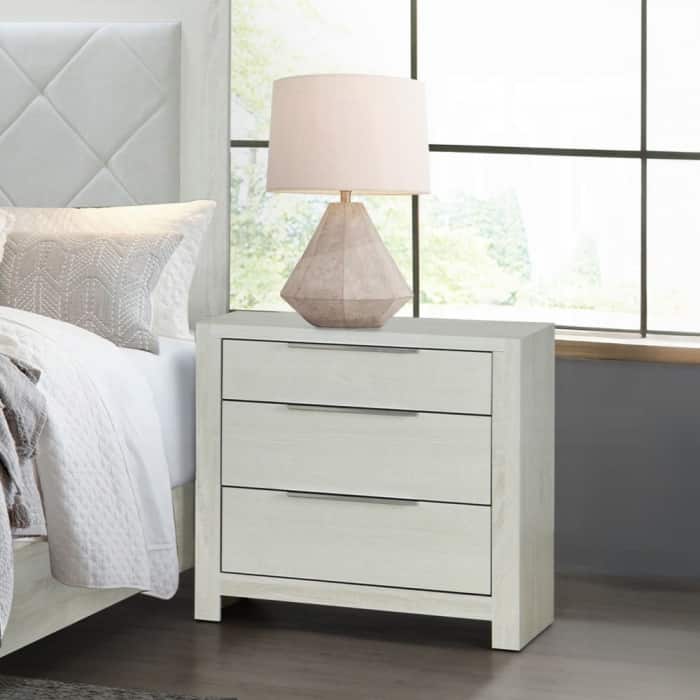 Transitional Beige Nightstand with 3 Drawers, Wooden Bedside Cabinet for Bedroom Storage