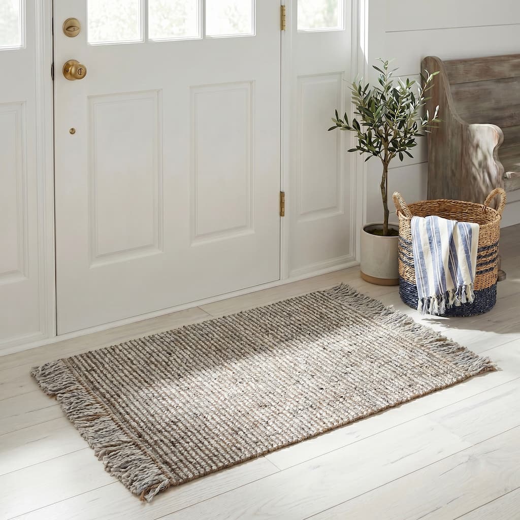 SAFAVIEH Handmade Natural Fiber Reneta Jute Fringe Rug