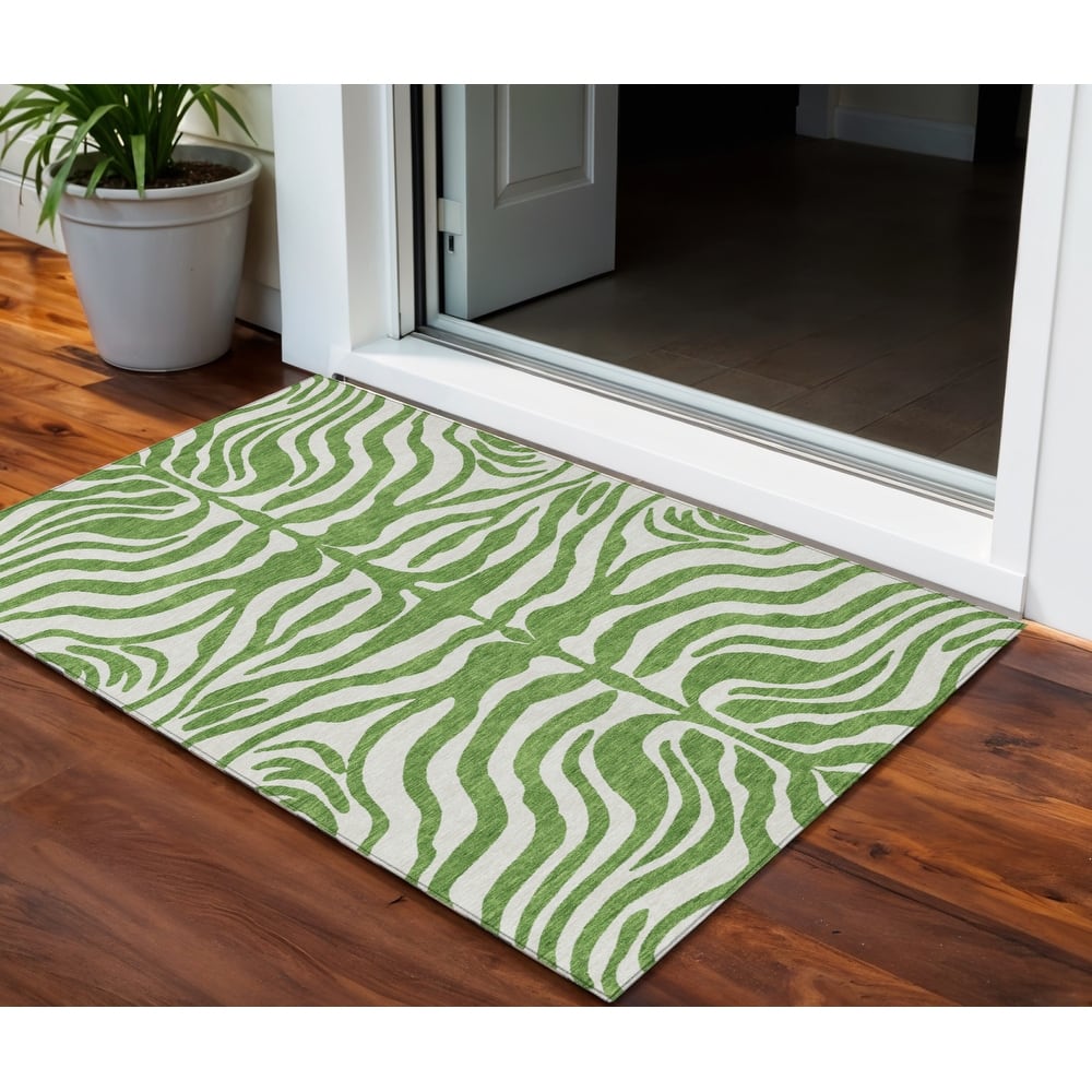HomeRoots Animal Print Transitional Rectangle Outdoor Rug