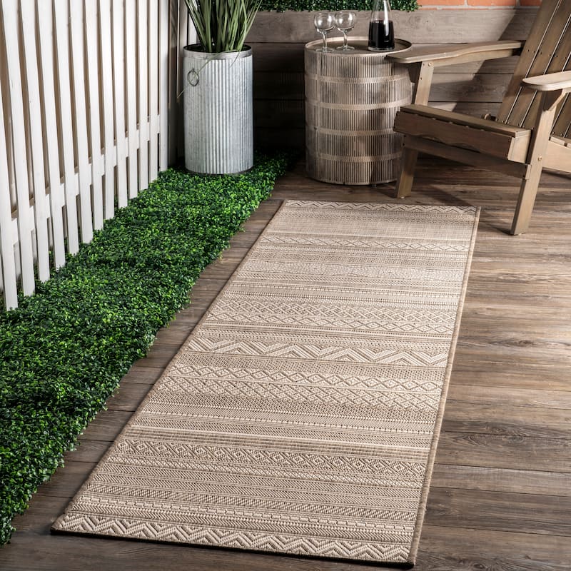 Nuloom Boho Indoor/Outdoor Geometric Tribal Patterns Area Rug - 2' x 8' Runner - Taupe