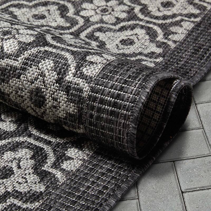 Well Woven Medusa Manola Indoor Outdoor Flatweave Tribal Area Rug