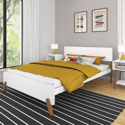 Max and Lily Mid Century Modern Queen Size Panel Bed