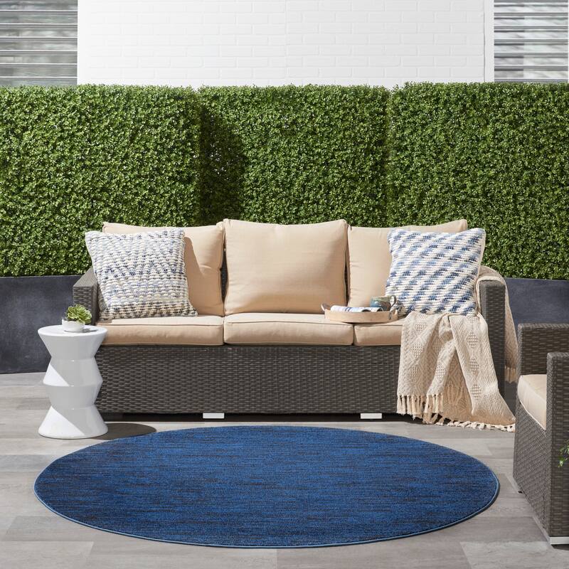 Nourison Essentials Solid Contemporary Indoor/Outdoor Area Rug - 4' Round - Midnight Blue