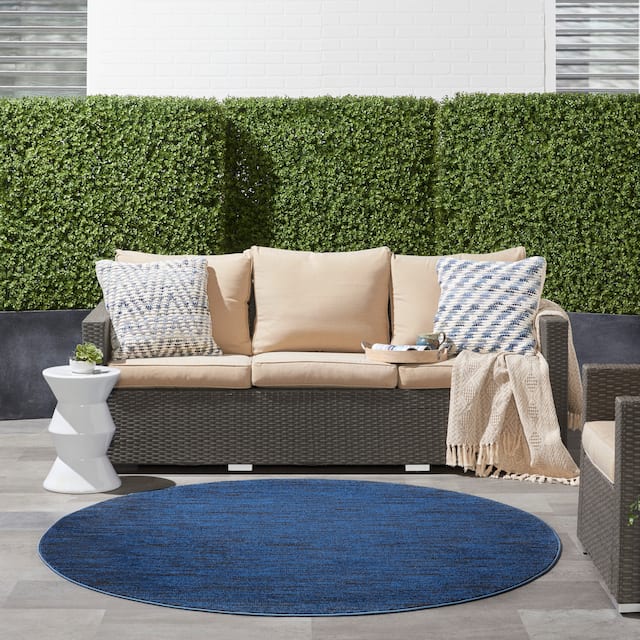 Nourison Essentials Solid Contemporary Indoor/ Outdoor Area Rug - 4' Round - Midnight Blue