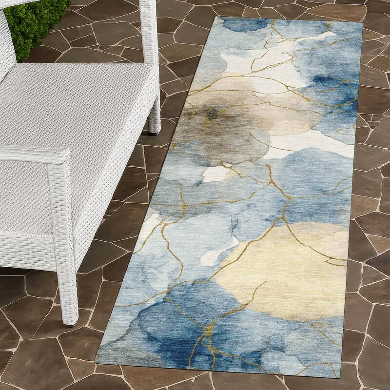 Machine Washable Indoor/ Outdoor Floral Mara Chantille Rug - Sky - 2'3" x 7'6"