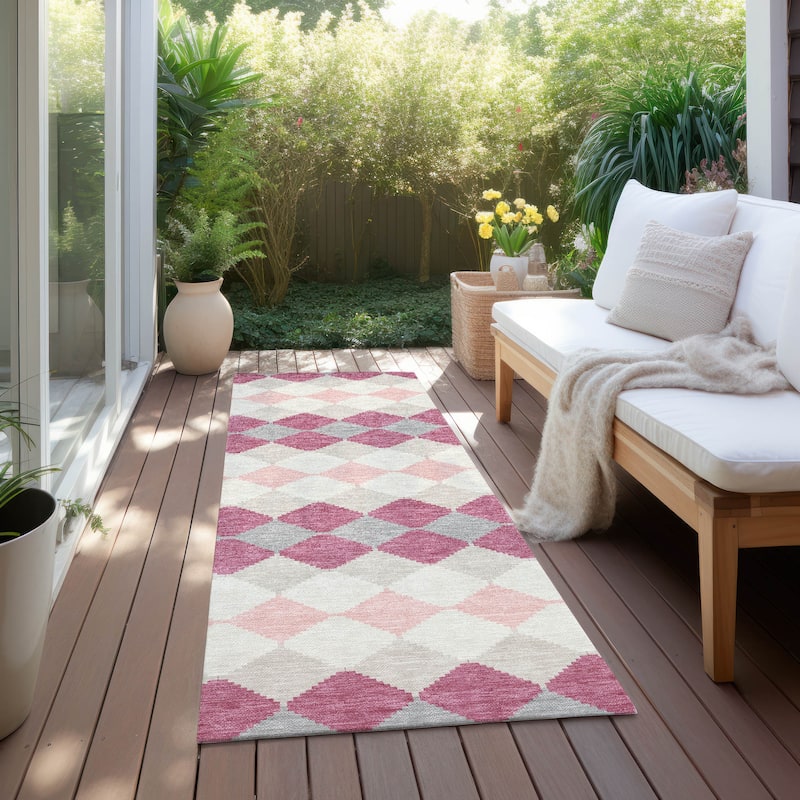 Machine Washable Indoor/ Outdoor Modern Mosaic Chantille Rug - Pink - 2'3" x 7'6"