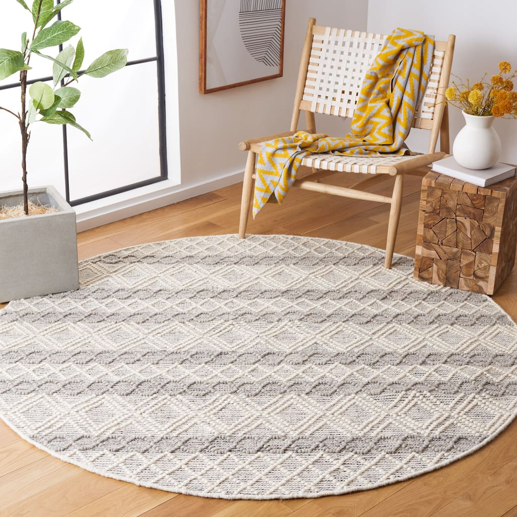 SAFAVIEH Handmade Natura Edija Wool Rug