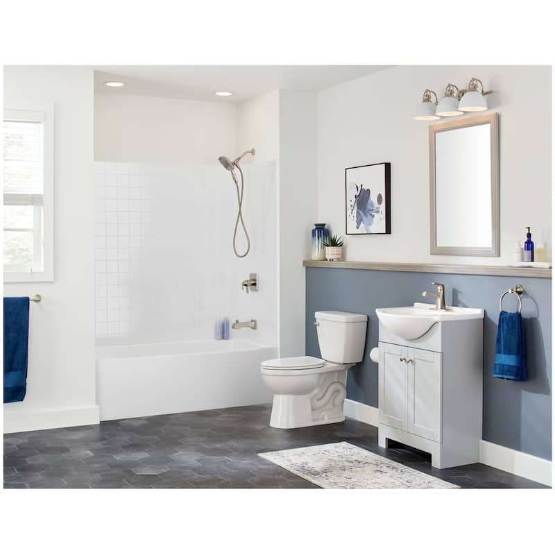 Delta Ashlyn 1.2 GPM Single Hole Bathroom Faucet with Pop-Up Drain
