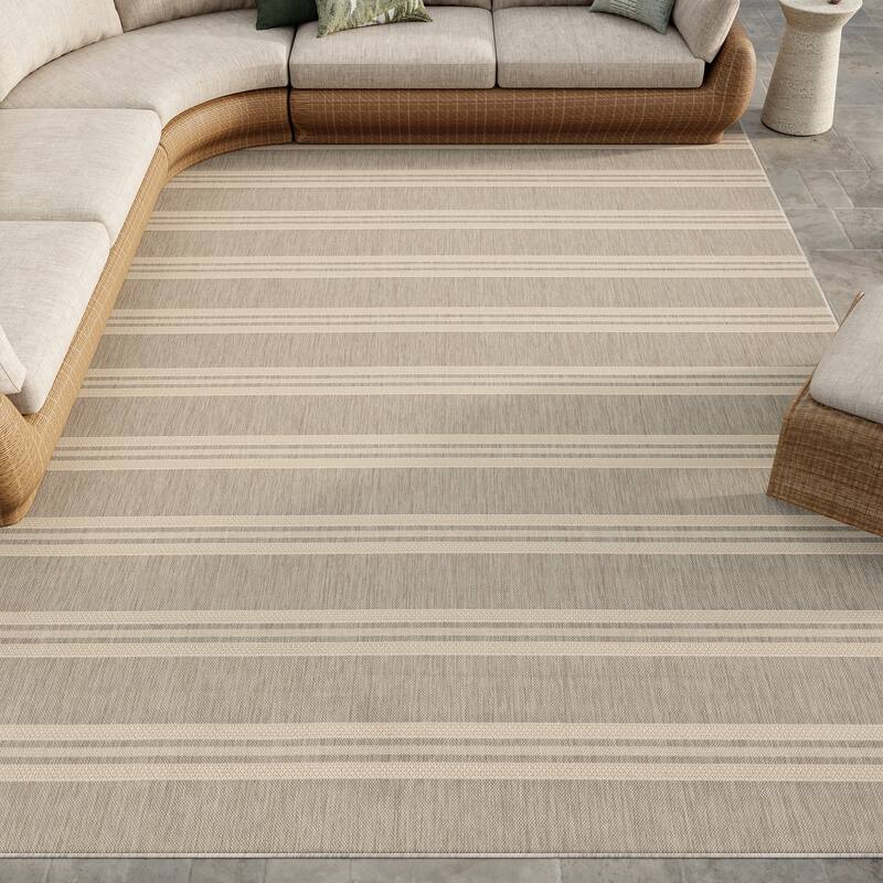 Nourison Horizon Indoor/Outdoor Modern Area Rug