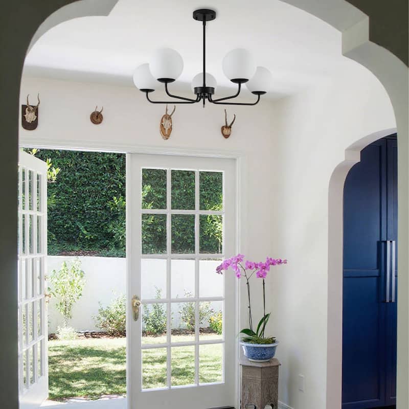 5-Light Dimmable Globe chandelier - Matte Black - N/A