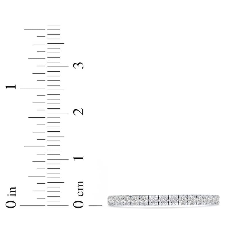 1/4ct TDW Diamond Wedding Band in 14K White Gold for Women