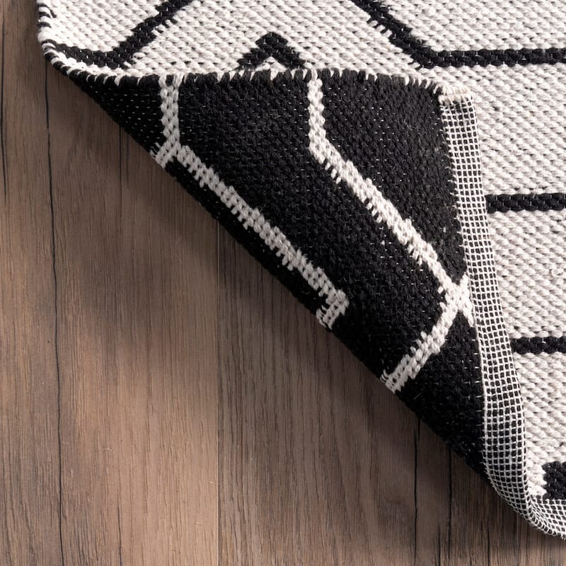 Nuloom Josie Hand Loomed Cotton Flatweave Geometric Trellis Area Rug