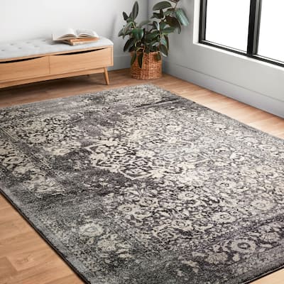 Alexander Home Brentley Traditional Distressed Medallion Area Rug